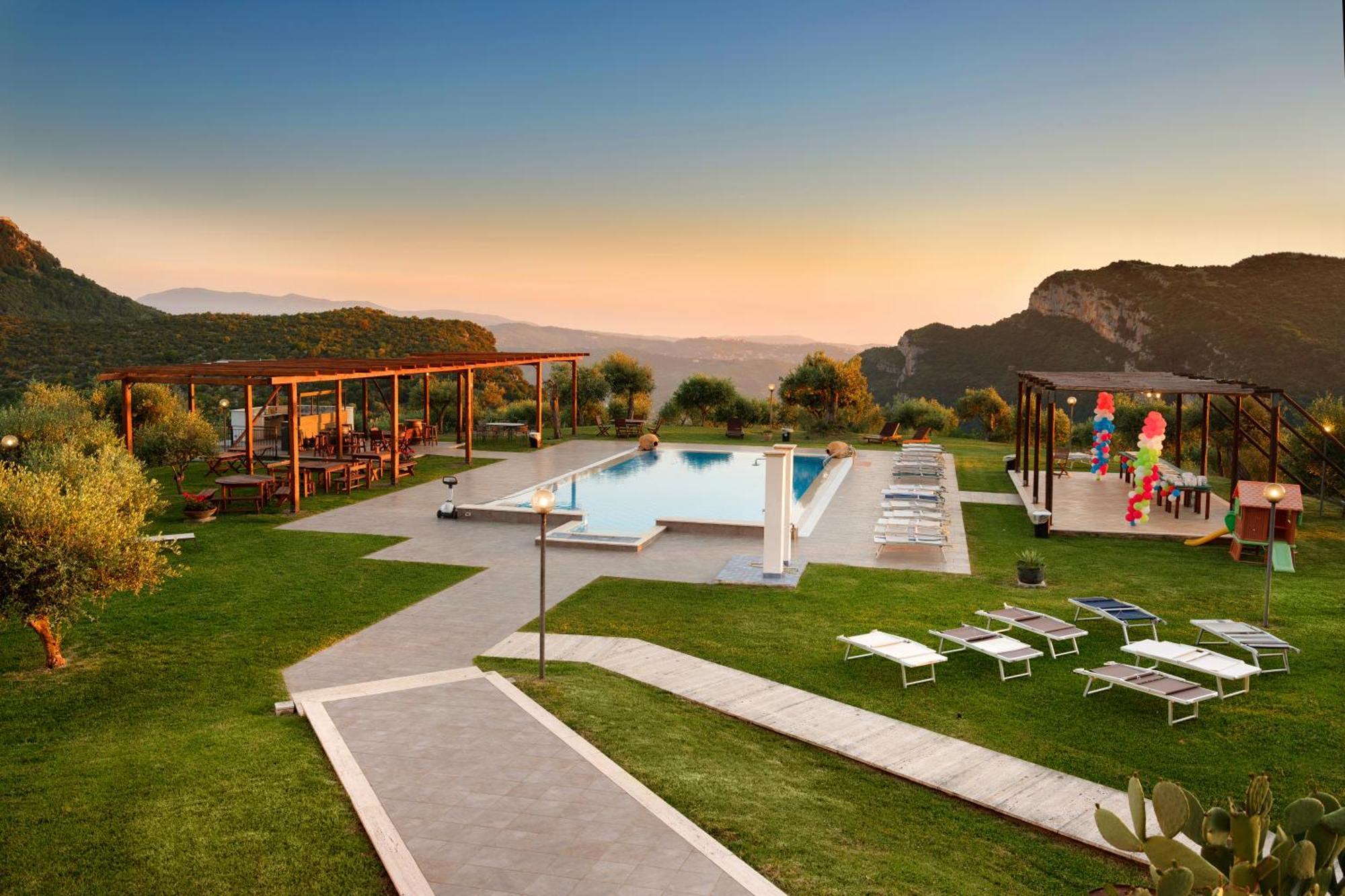 L' Aia Resort Trentinara Экстерьер фото