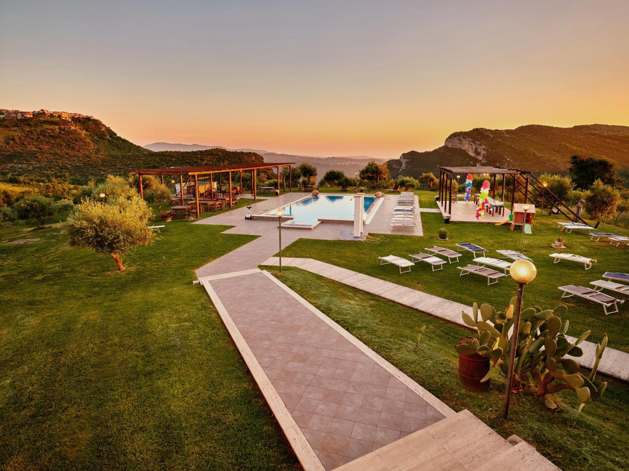 L' Aia Resort Trentinara Экстерьер фото